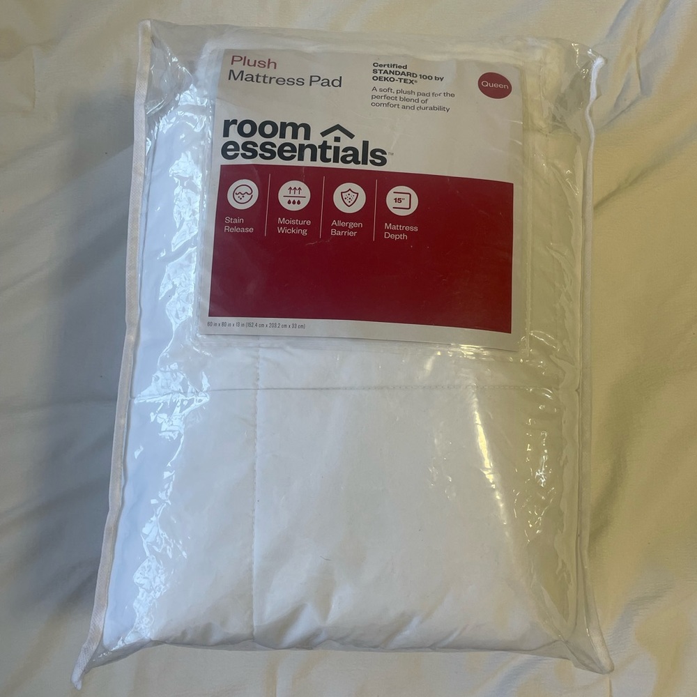 queen sized mattress pad